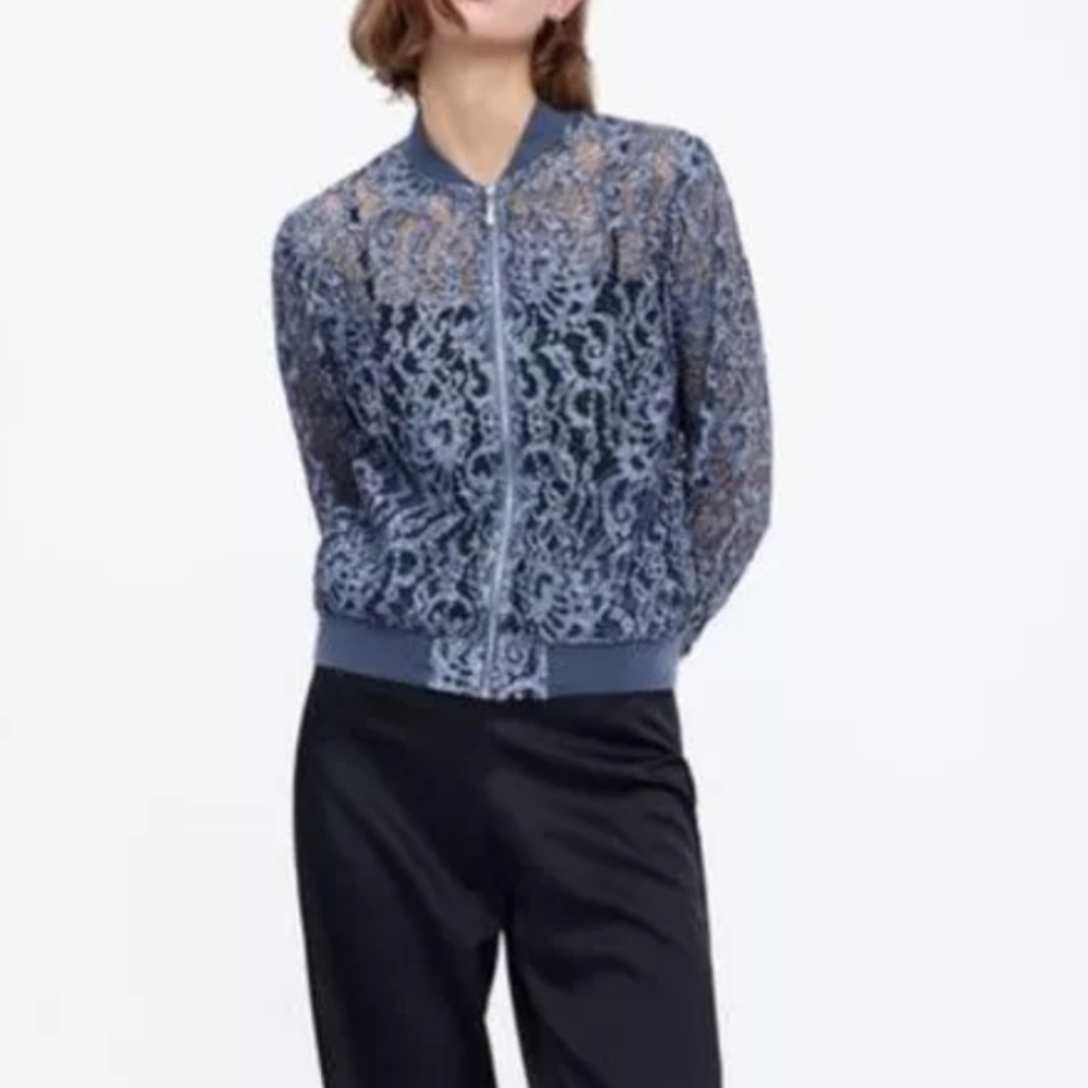 🛑SOLD- ZARA blue lace mesh full zip bomber jacket size Large Good Condition